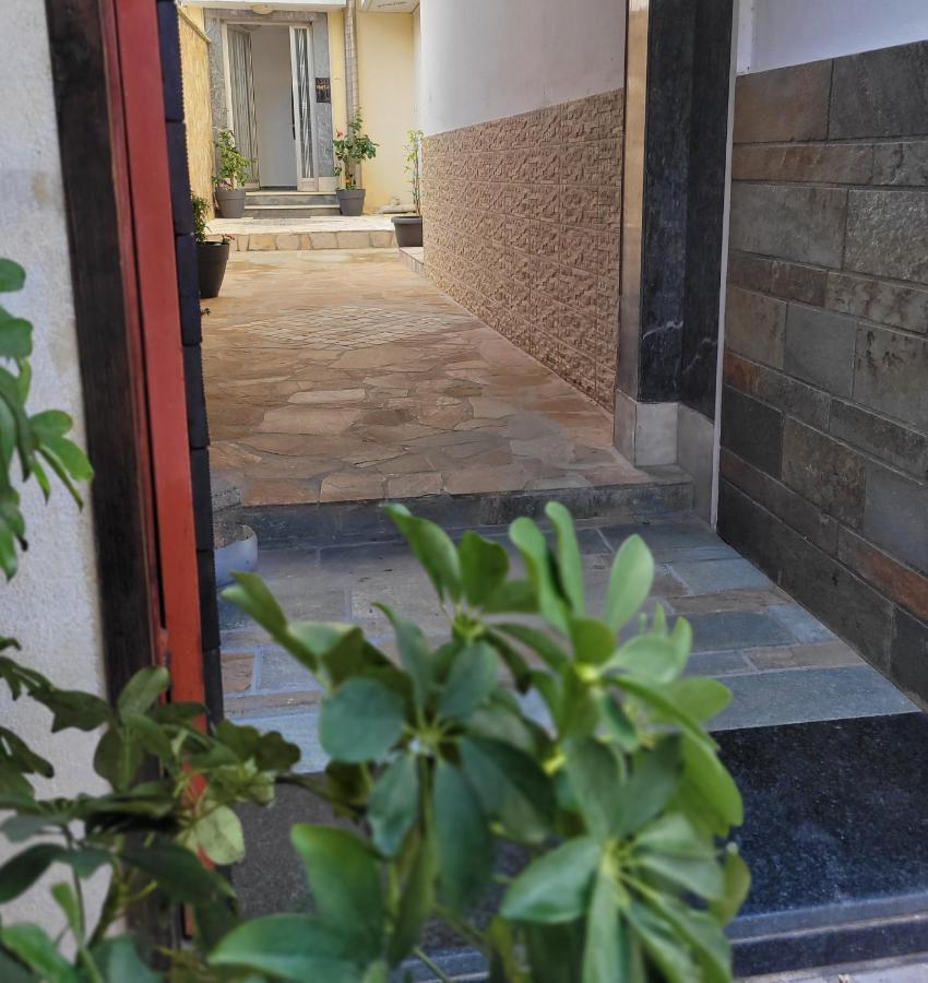 Marge Apt Arta Exterior foto